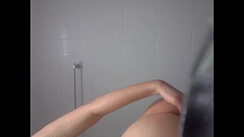 Korean Girl Shows Her True Body B1 Shower