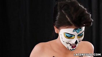Model latina fucks her big cocked photographer - Michelle Martinez